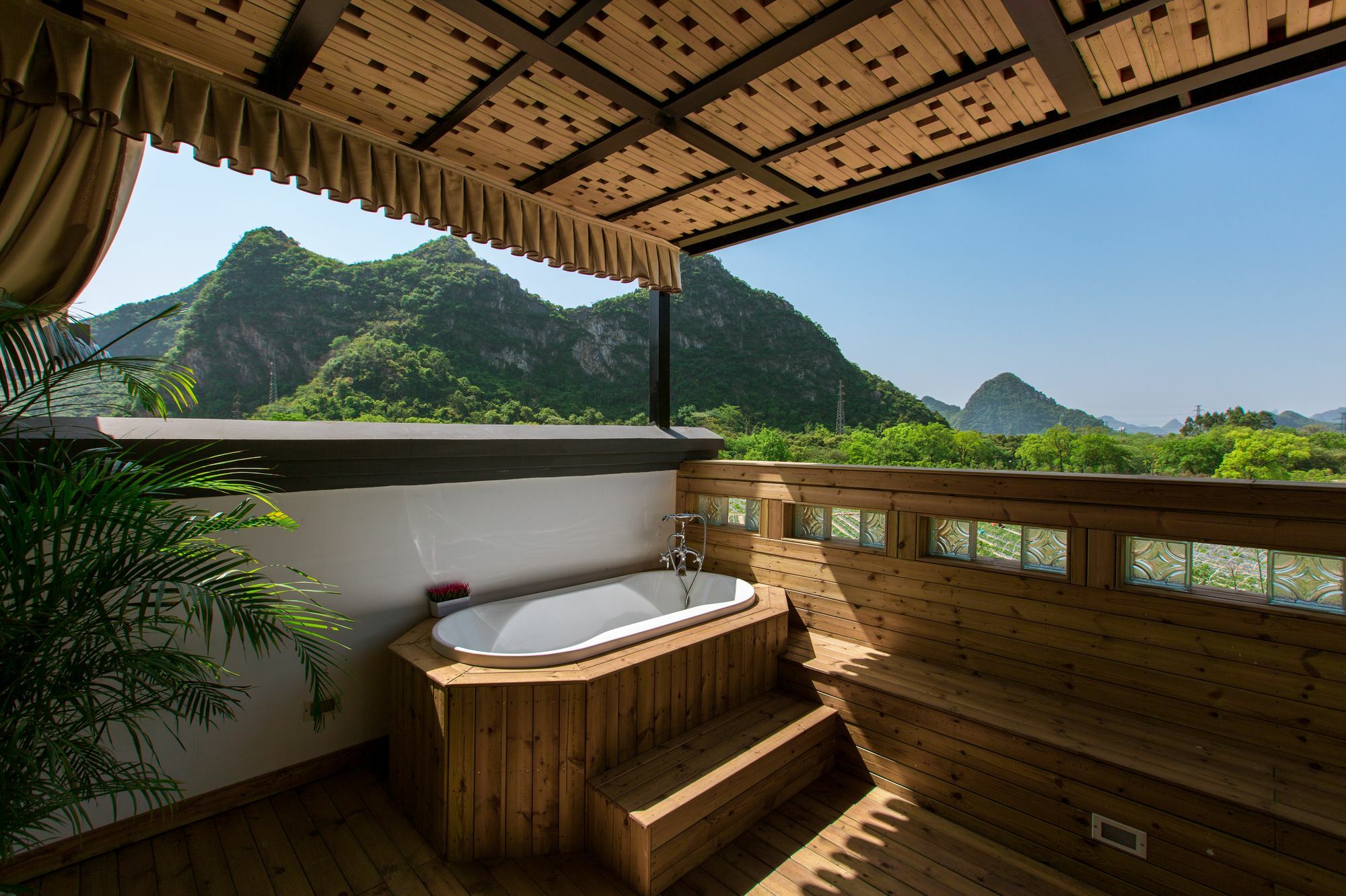 Moon Flower Hotel Guilin Exteriör bild